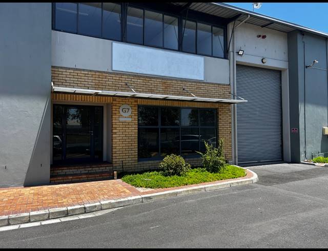 401M² WAREHOUSE TO LET IN AIRPORT INDUSTRIA